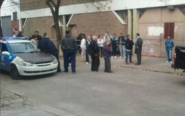 Miranda y Crespo. El asalto fatal conmocion&oacute; al barrio Cinco Esquinas. Foto. Rosario3.com