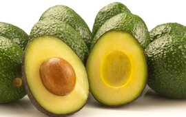 No la tires!. Si tiras la semilla de la palta, estás en un grave error.