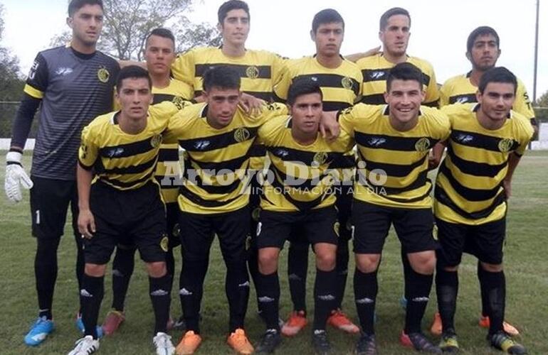 Equipo de Empalme Central punteros del Campeonato 2016