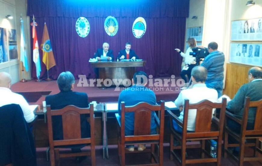 Desde el concejo y tras un desempate salió la no adhesión al descanso dominical. Foto: Maximiliano Pascual