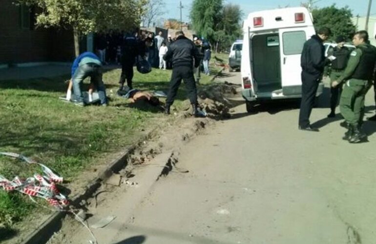 Trágico. Homicidio esta mañana en la vecina localidad de Villa Gobernador Gálvez. Foto: La Capital