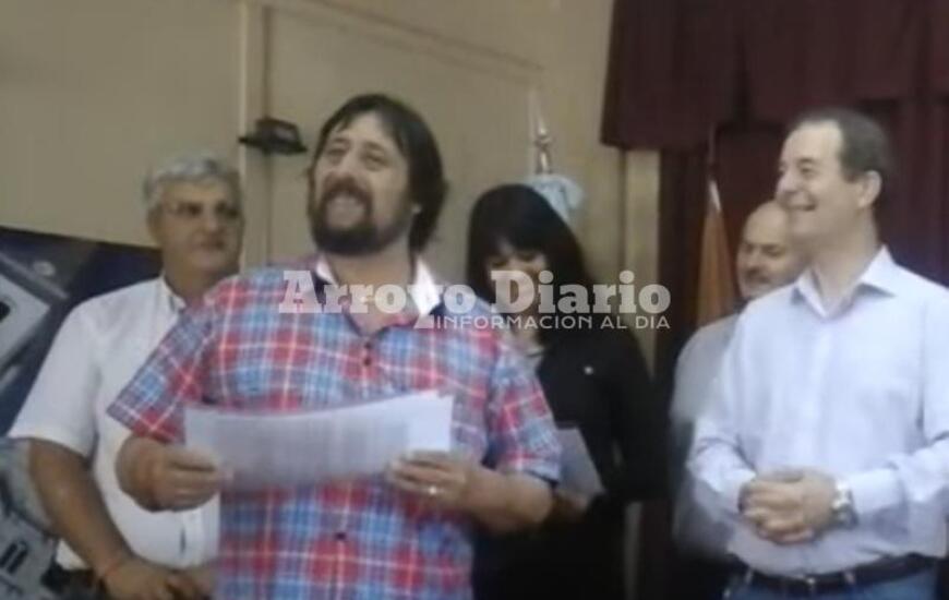 Distinción. Miguel Ángel Videspon recibió un reconocimiento del HCM el año pasado por su programa radial Amigos del Folklore, en el cual se encargaba de difundir la música nuestra.