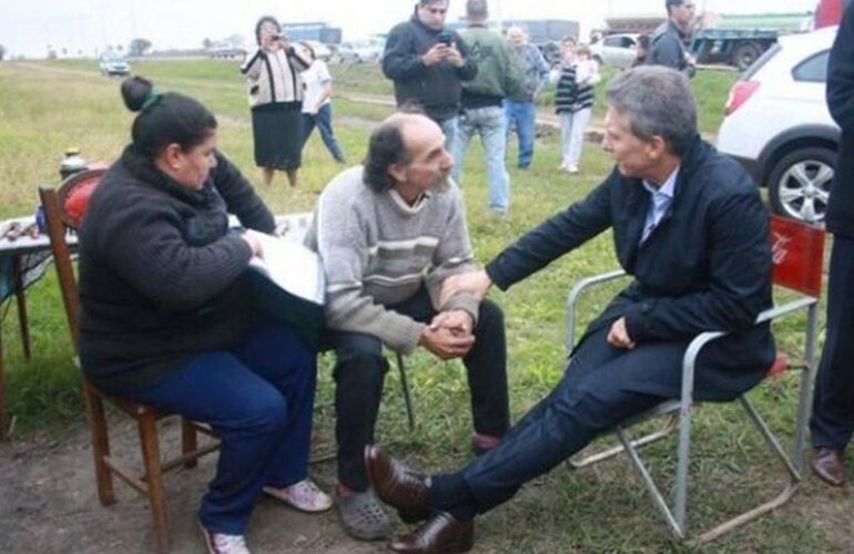 Macri, en su momento, fue a visitar a Alfredo en el puesto.