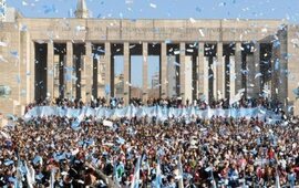 Desde el 8 de junio, 4 mil chicos por día pasarán por el Monumento.