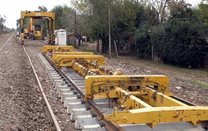 Imagen de El recambio de durmientes del tren Rosario-Retiro costará 450 millones de pesos