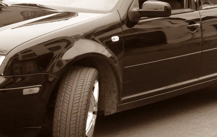 Color negro. La nena le contó a su mamá que el auto que la siguió era "grande" y de color "negro". Foto: Imagen Ilustrativa