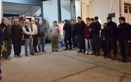 El bombero realizaba una pr&aacute;ctica habitual cuando cay&oacute; al vac&iacute;o. Foto: Copyright International Color Consortium, 2009