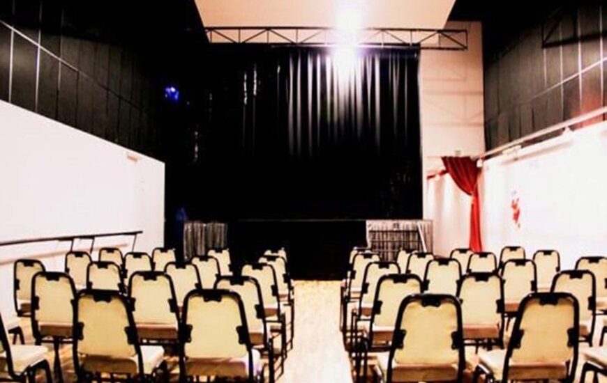 Imagen de En un teatro de Rosario entregan frazadas para no encender la calefacci&oacute;n
