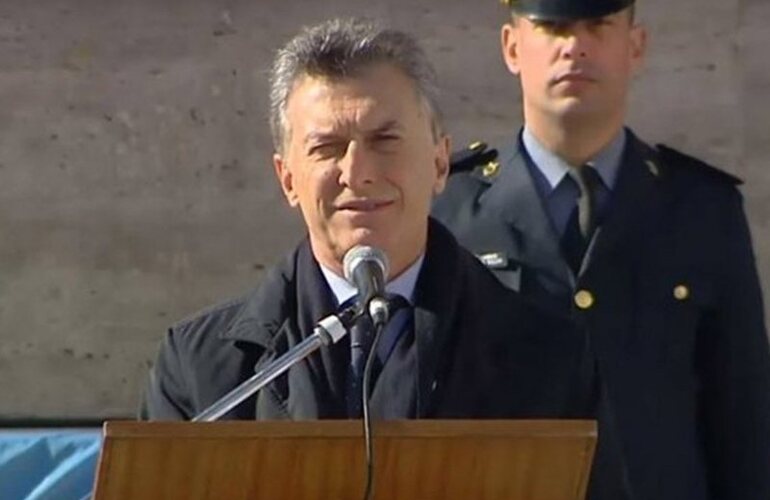 Imagen de Macri en el Monumento: "Vamos a derrotar al narcotráfico que tanto daño le hizo a Rosario"