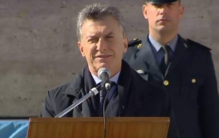 Imagen de Macri en el Monumento: "Vamos a derrotar al narcotr&aacute;fico que tanto da&ntilde;o le hizo a Rosario"