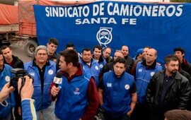 Imagen de Corte de tránsito de Camioneros entre la ruta A012 y la ruta 21