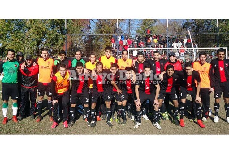 Equipo de Figherense, buen presente con el DT Hernán Biagioni