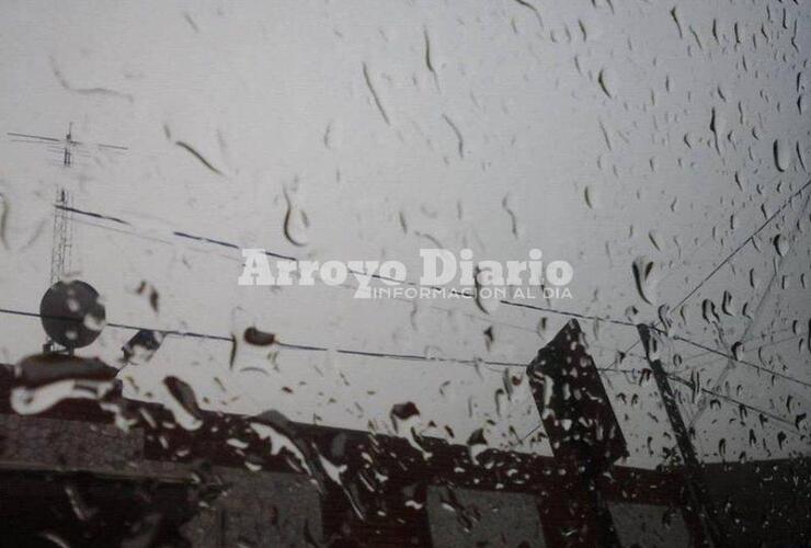 Para quedarse adentro. Un fin de semana para quedarse en casa y observar la lluvia desde la ventana. Foto: Archivo AD