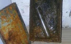 Imagen de Zavalla: Fueron a enterrar una cápsula del tiempo y encontraron otra