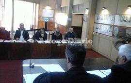 En sesi&oacute;n p&uacute;blica. Los ediles en pleno desarrollo de la sesi&oacute;n del d&iacute;a de la fecha.