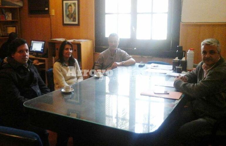 En la intendencia. Tom&aacute;s Cappiello, M&oacute;nica R&iacute;os, Horacio Garzia y Nizar Esper.