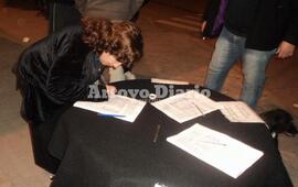 Imagen de Multisectorial Arroyo Seco y gran adhesión en la junta de Firmas