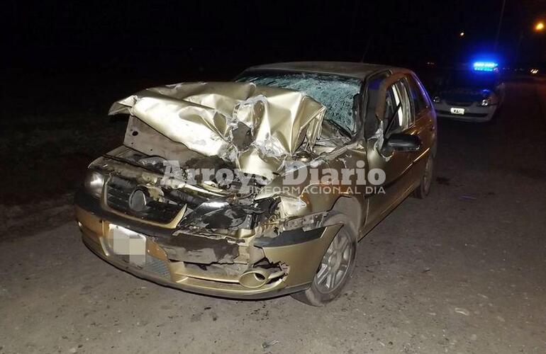 Daños importantes. Así quedó el coche tras la colisión.