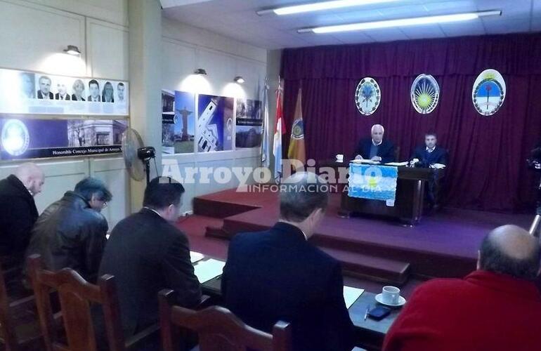 Sesión. Los concejales en la sesión pública del día de la fecha.