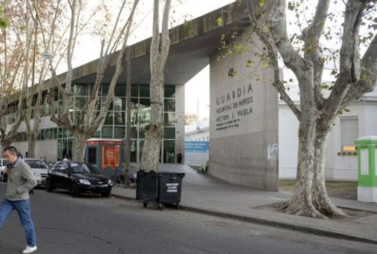 Para su atención. Los heridos fueron trasladados al Hospital Víctor J. Vilela. Foto: Archivo La Capital