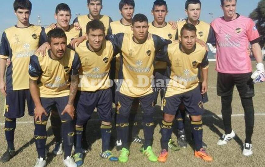 Porvenir Talleres acecha al puntero, Empalme Central.