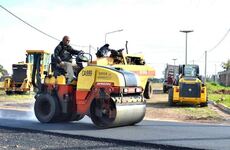 Imagen de General Lagos: pavimentación de calles Paraná y Creonte Pineschi