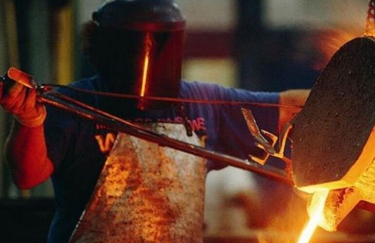 En la planta Navarro se elimin&oacute; un turno y empezaron con los retiros voluntarios.