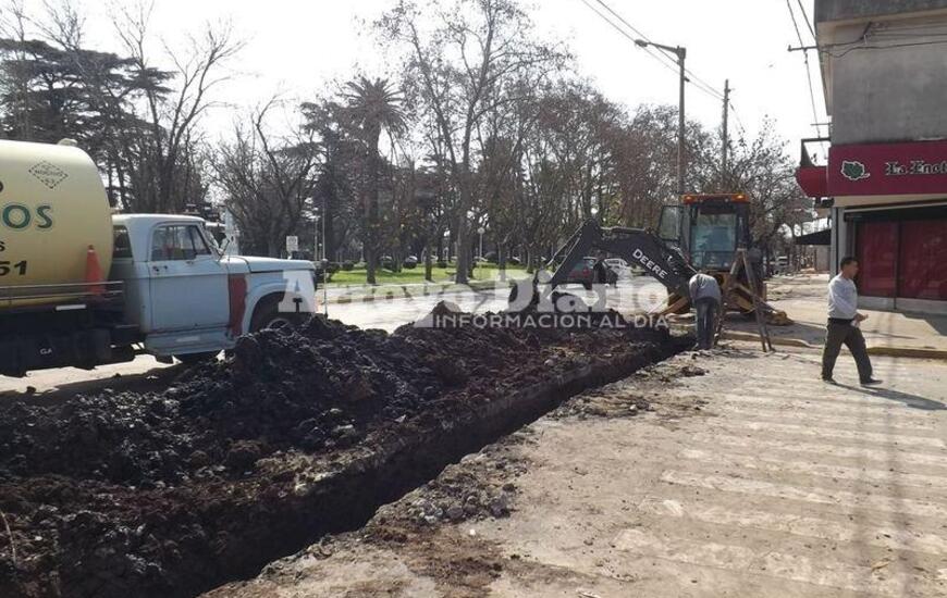 Trabajos similares. En lo que va de las últimas semanas ya se realizó el reemplazo de caños en distintos sectores de la ciudad.