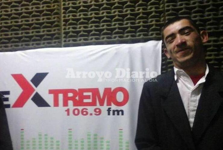 En la radio. Esta mañana "Panchito" en los estudios de Radio Extremo 106.9