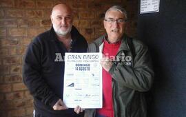 En la radio. Eduardo Carlucci visit&oacute; esta ma&ntilde;ana los estudios de Radio Extremo 106.9