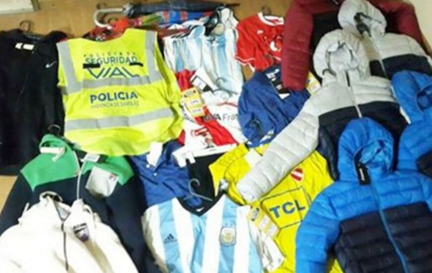 Imagen de Desbaratan banda que se dedicaba a robar locales de ropa