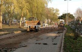 Primeros trabajos. Así se comenzaba con los pasos preliminares que llevarán a la repavimentación