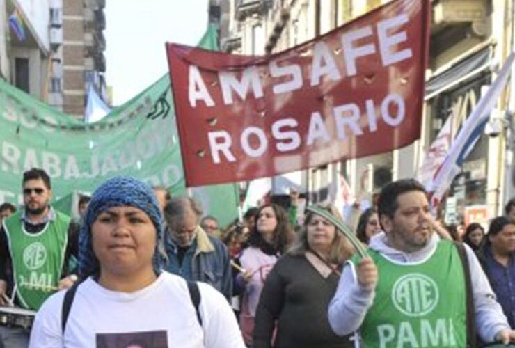 Imagen de Amsafé define el martes un plan de lucha por la reapertura de la paritaria docente