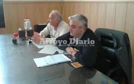 En el municipio. Murina y Esper reunidos en la municipalidad este martes. Foto: Gentileza Nicolás Trabaina