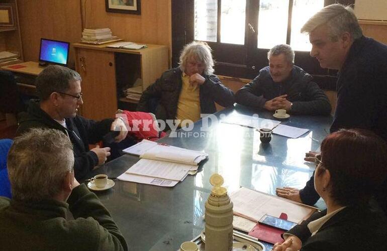 En el despacho de Esper. Este fue el espacio elegido para la reunión de este miércoles.