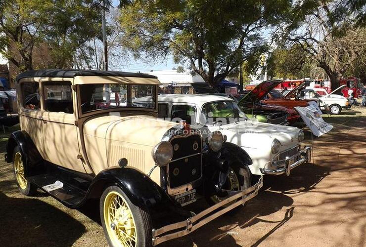 Sobre los vehículos en exposición. En el encuentro podrás pasaron autos clásicos, hot rod, contemporáneos, tuning y más.