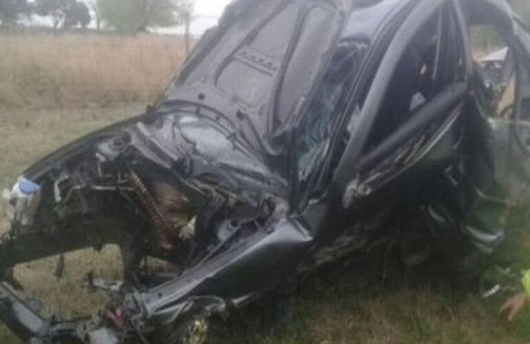 Se desconoc&iacute;a el motivo del vuelco del veh&iacute;culo. Foto: infomaciel.com