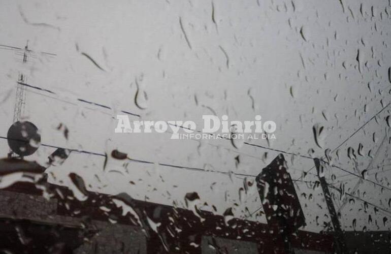 Imagen de Con cielo gris y anuncio de lluvias arrancó el mes de la primavera