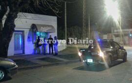 Valiente. La vecina se anim&oacute; a enfrentarlos, sospechando en todo momento, que estos sujetos no ten&iacute;an buenas intenciones. Foto: Jorge Cuello