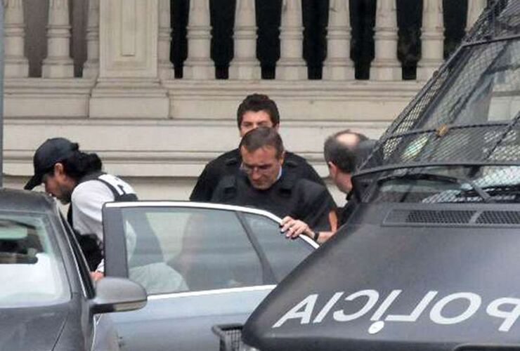 Imagen de Trasladaron al ex jefe policial Hugo Tognoli al penal de Ezeiza