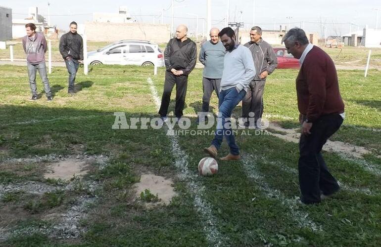 Esta ma&ntilde;ana. Esper en el puntapi&eacute; inicial que le dio inicio al campeonato