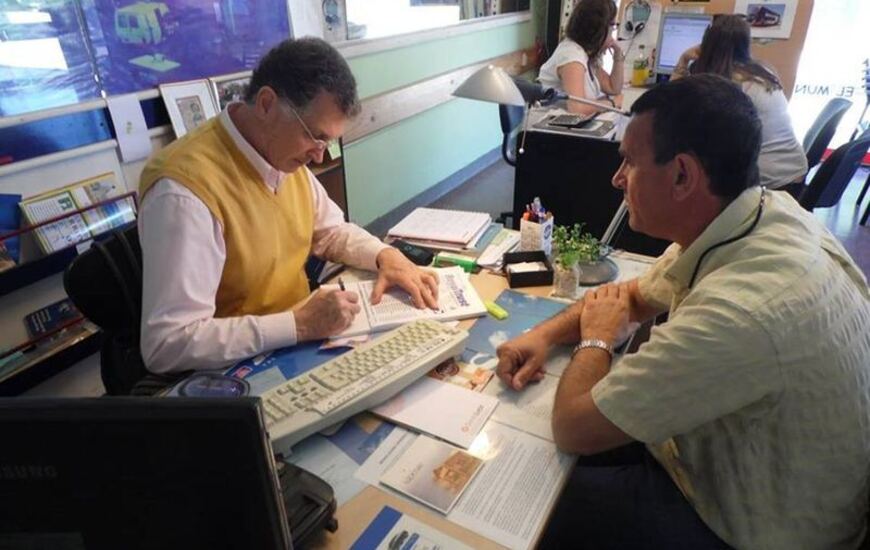 Más beneficios para el afiliado. Sergio Gaudio y Sergio Ricci firmando el convenio. Foto: Facebook