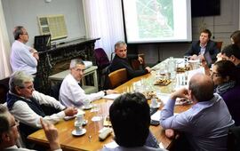 Imagen de La provincia avanza con los proyectos de acceso a puertos de la zona sur del Gran Rosario