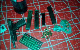 Imagen de Detienen a 4 personas, incautan drogas y varias armas de fuego