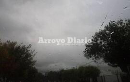 Imagen de S&aacute;bado indeciso entre gotas y nubes grises