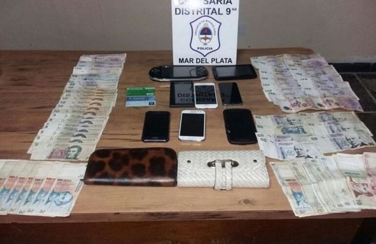 Imagen de Se rob&oacute; un cartera y varios celulares y lo atraparon por el GPS de un iPhone
