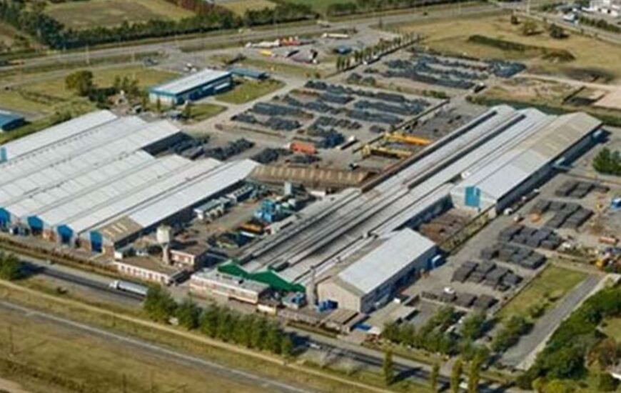 Imagen de Golpe en una obra en P&eacute;rez: se llevaron millones en m&aacute;quinas