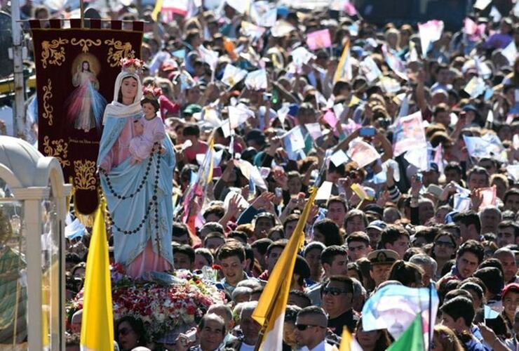 Imagen de Miles de fieles celebran a la Virgen del Rosario en San Nicolás