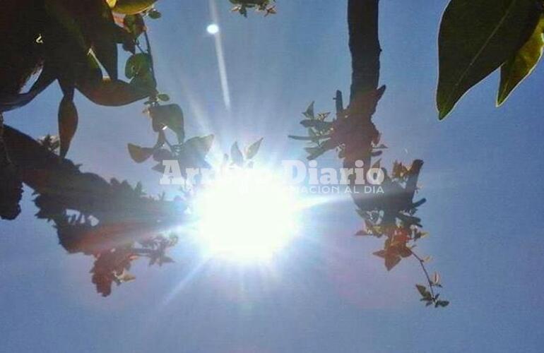 Imagen de El sol asomó temprano y se queda todo el día