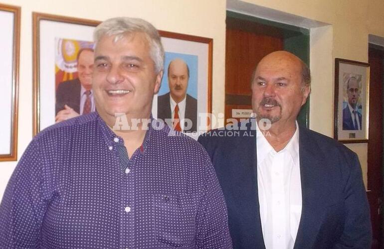 Faltaba el de Sánchez. Si bien el gesto de poner el cuadro de Sánchez en la galería le hubiese correspondido a Gres, pasó el tiempo y Esper hizo lo propio y reconoció a Sánchez. Faltaba el de Sánchez. Si bien el gesto de poner el cuadro de Sánchez en la galería le hubiese correspondido a Gres, pasó el tiempo y Esper hizo lo propio y reconoció a Sánchez.